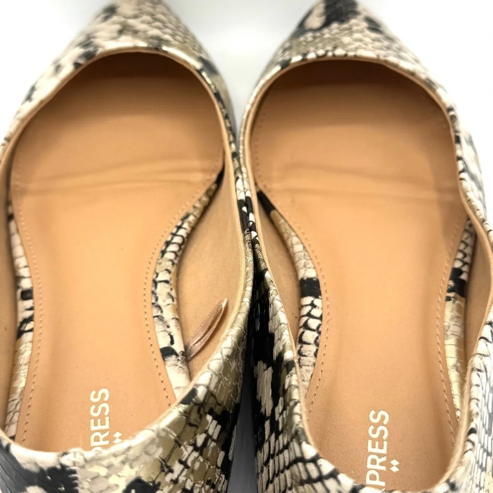 EXPRESS Snake Print Pointed Toe Ballet Flats Metallic Gold Ivory Black Size 8